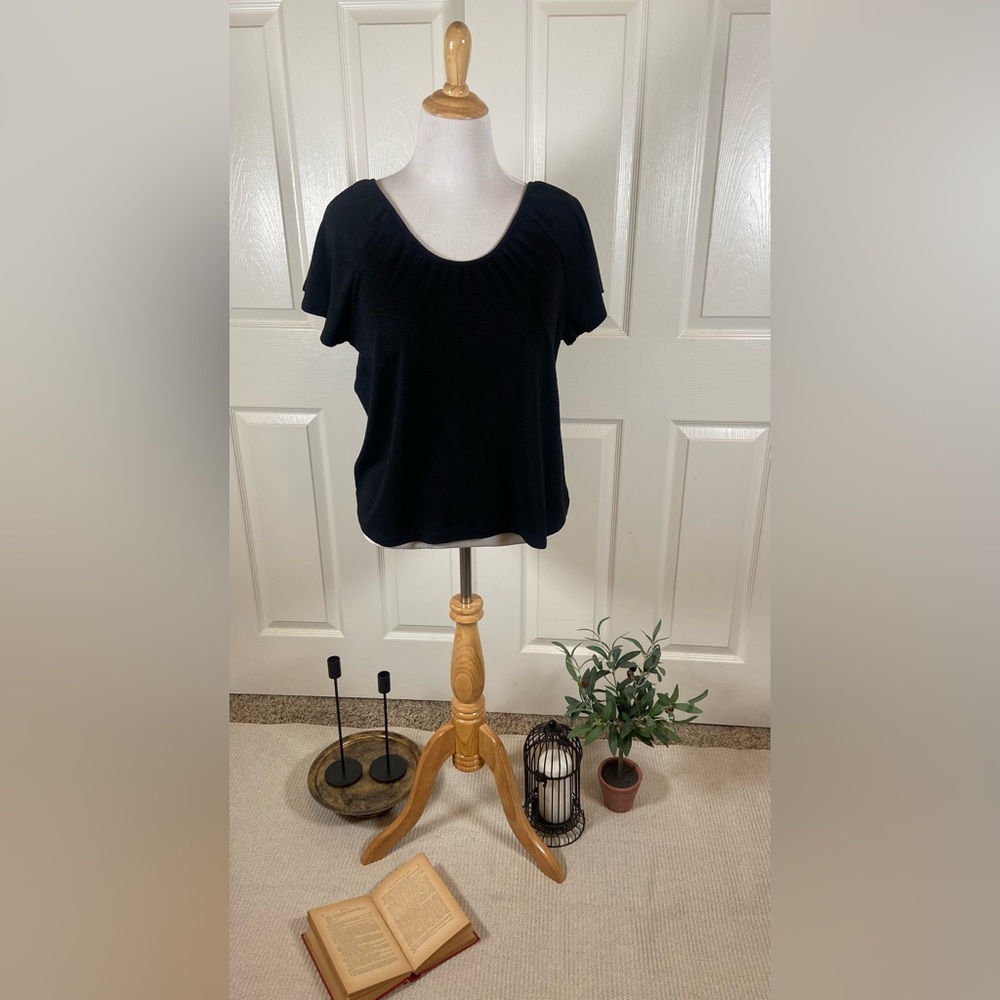 Banana Republic Black Scoop Neck Stretch Top NWT- Short Sleeve Blouse Tee